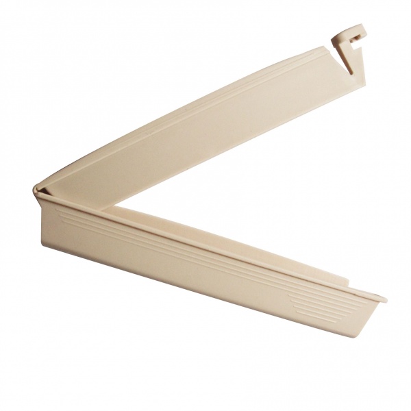 Clema pentru pungi de colostomie